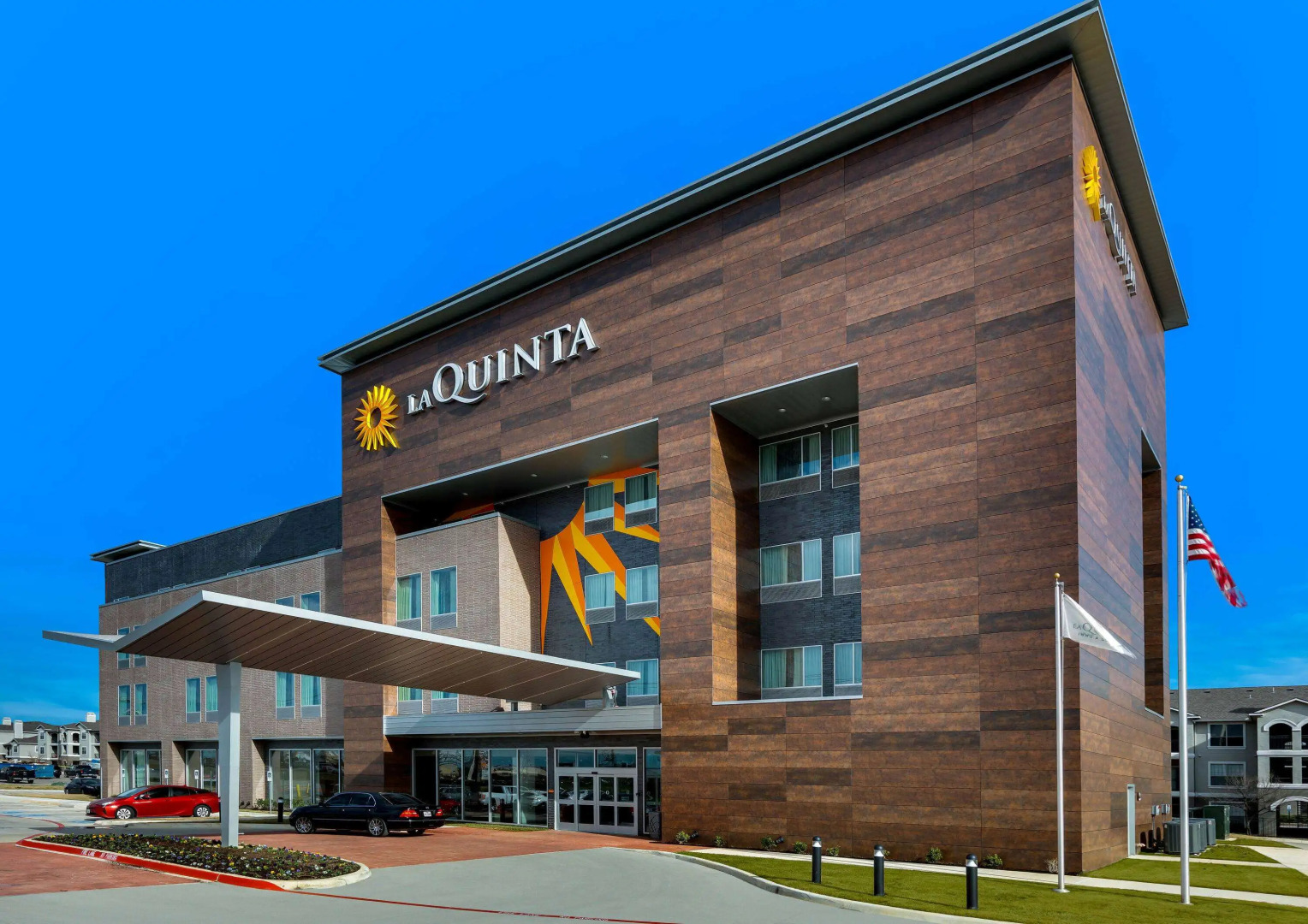 La Quinta Inn & Suites by Wyndham DFW West-Glade Parks