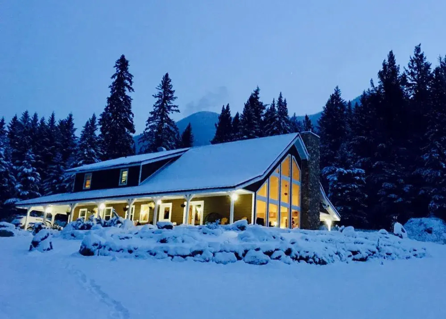 Tod Mountain Guest Cabins