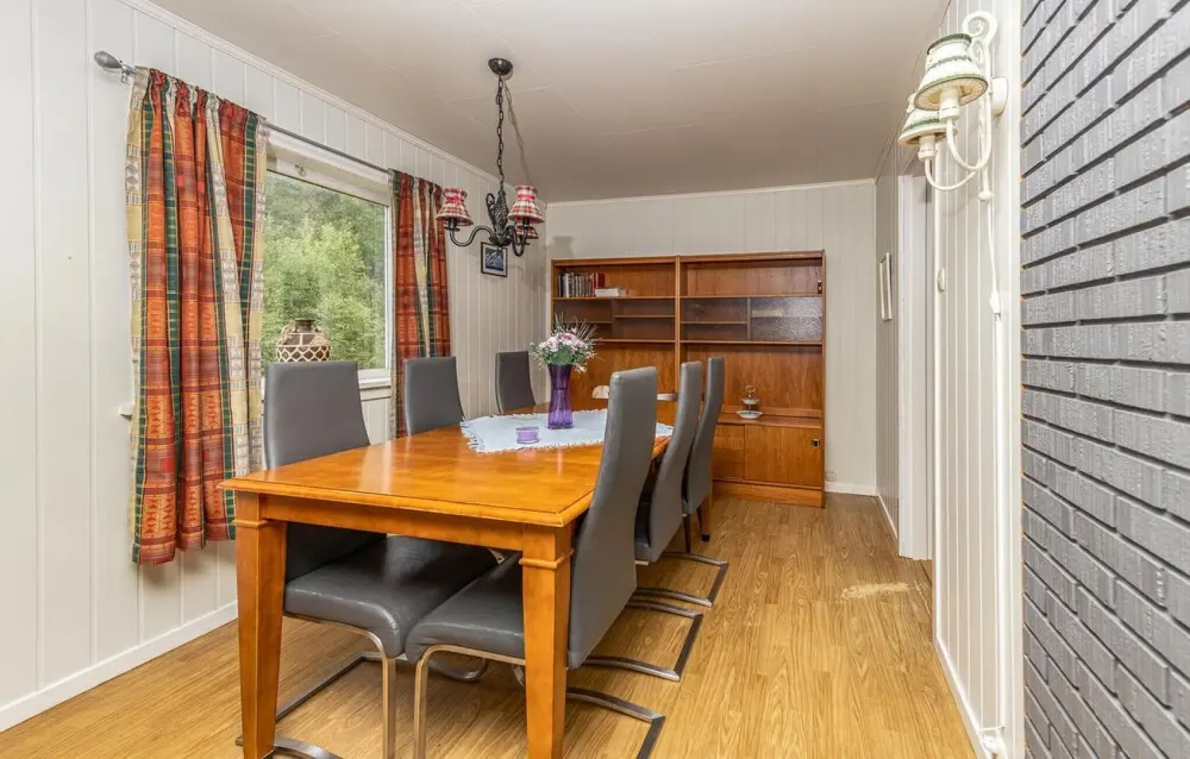 Stunning Home in Vestnes With 5 Bedrooms and Wifi