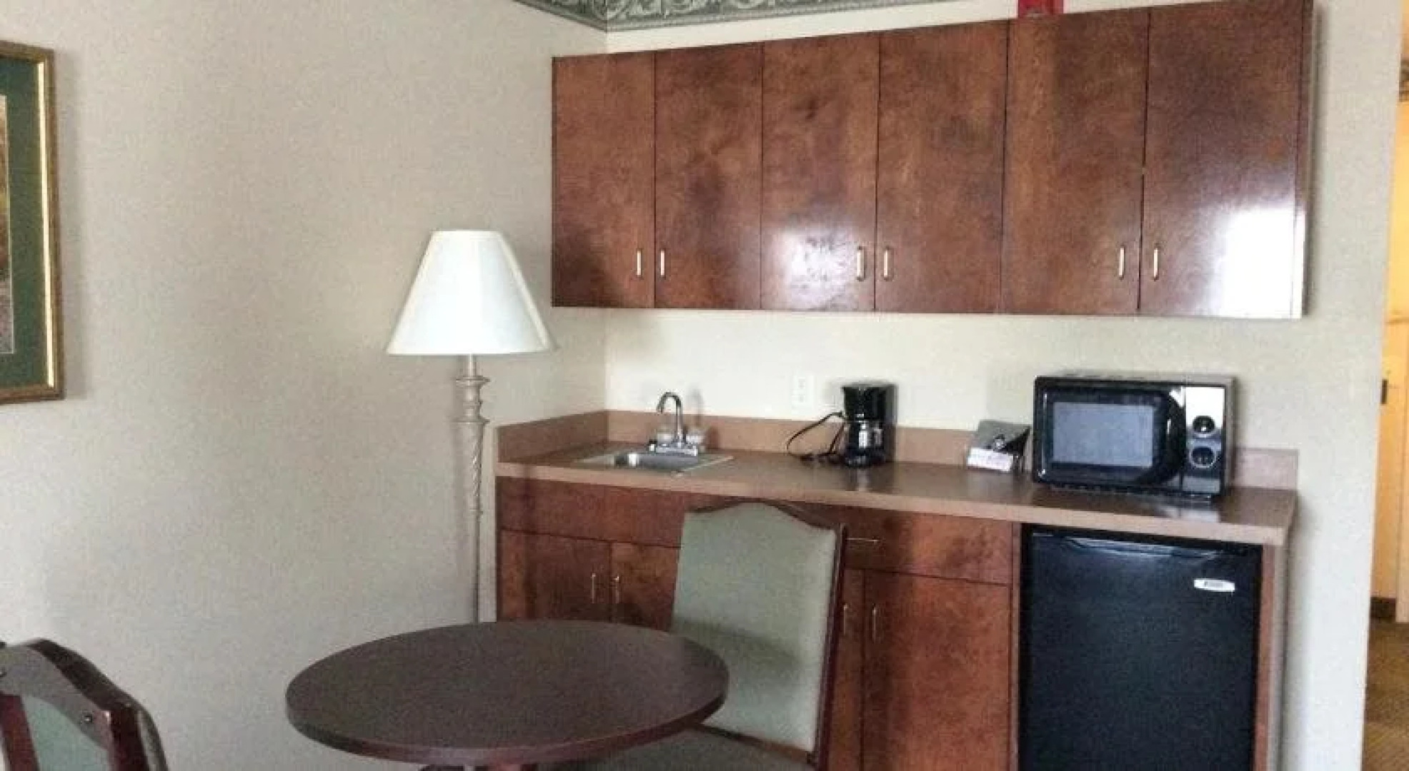 American Inn & Suites - High Point NC