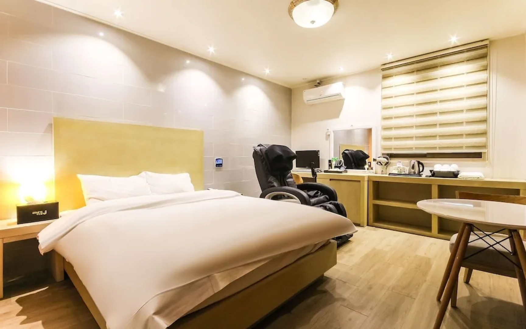 Wanju J Self Check-in Motel