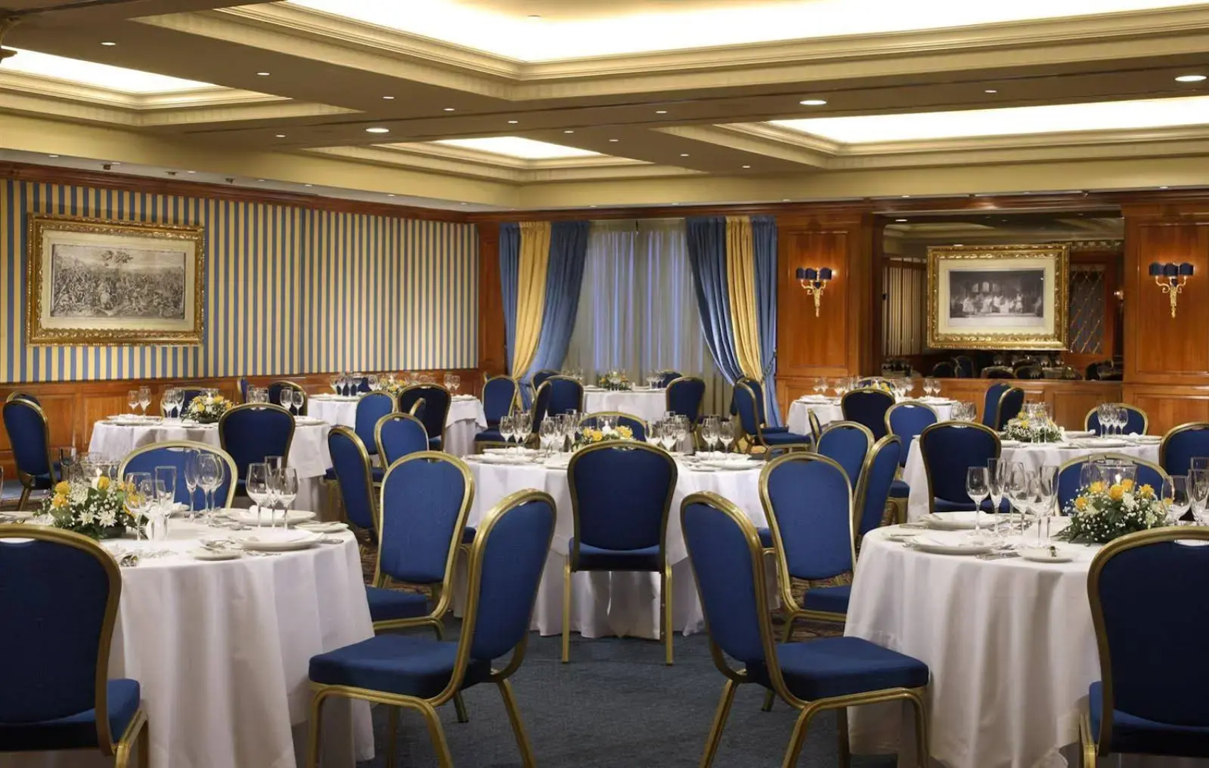 Отель Royal Olympic 