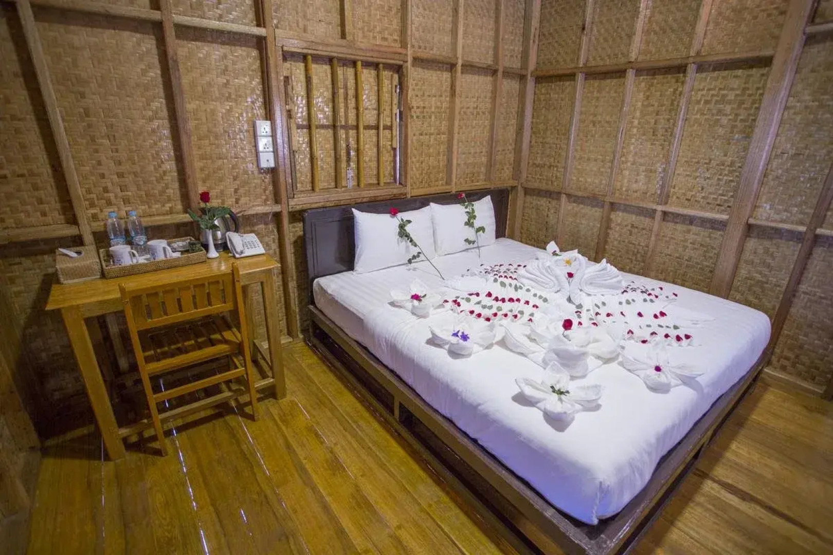 JL Lodge Ngwe Saung
