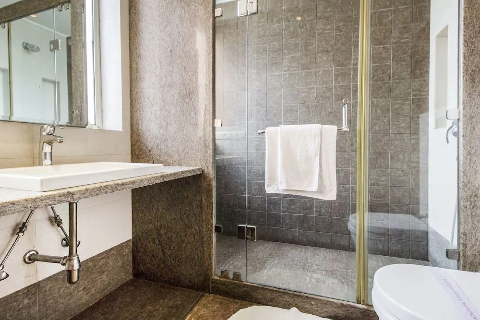 FabHotel Raj Darbar Iffco