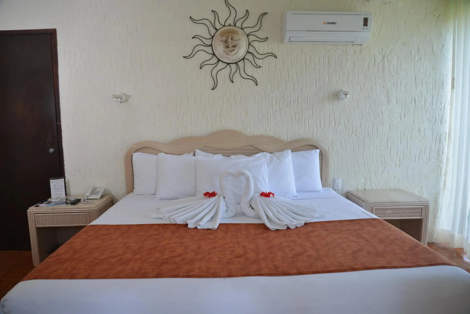 Cabo Blanco Hotel & Marina