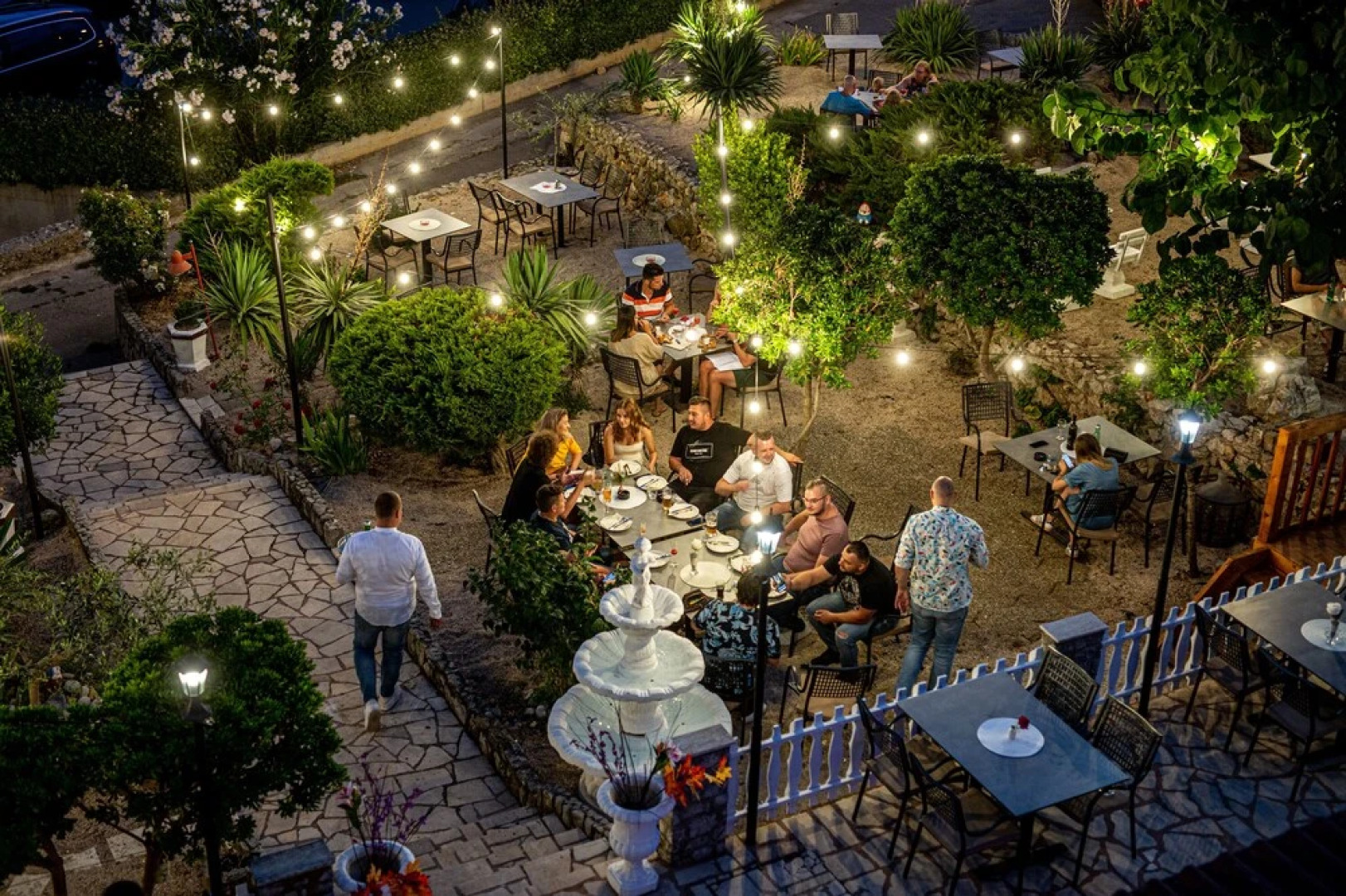 Meliores Rooms & Restaurant