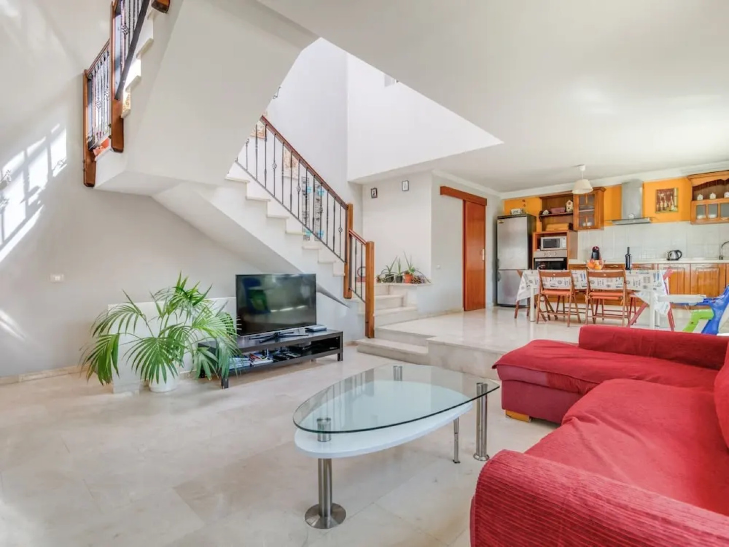 Spacious Apartment in Cruce de Arinaga With Terrace