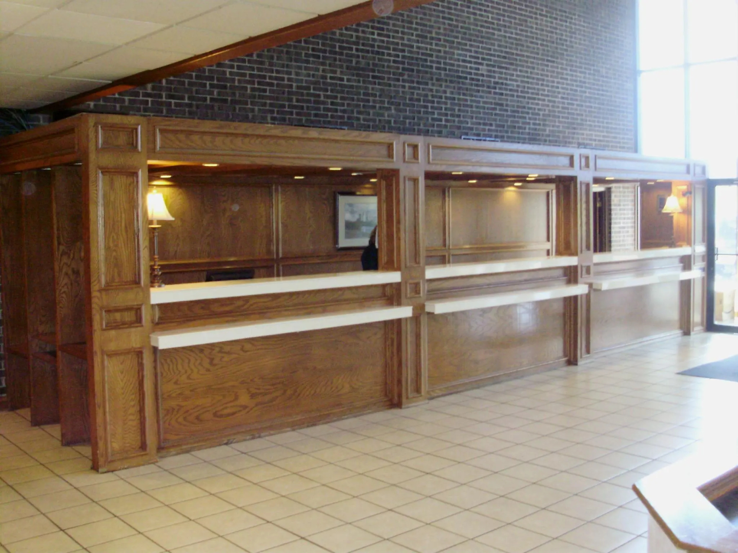 Trade Winds Central Inn