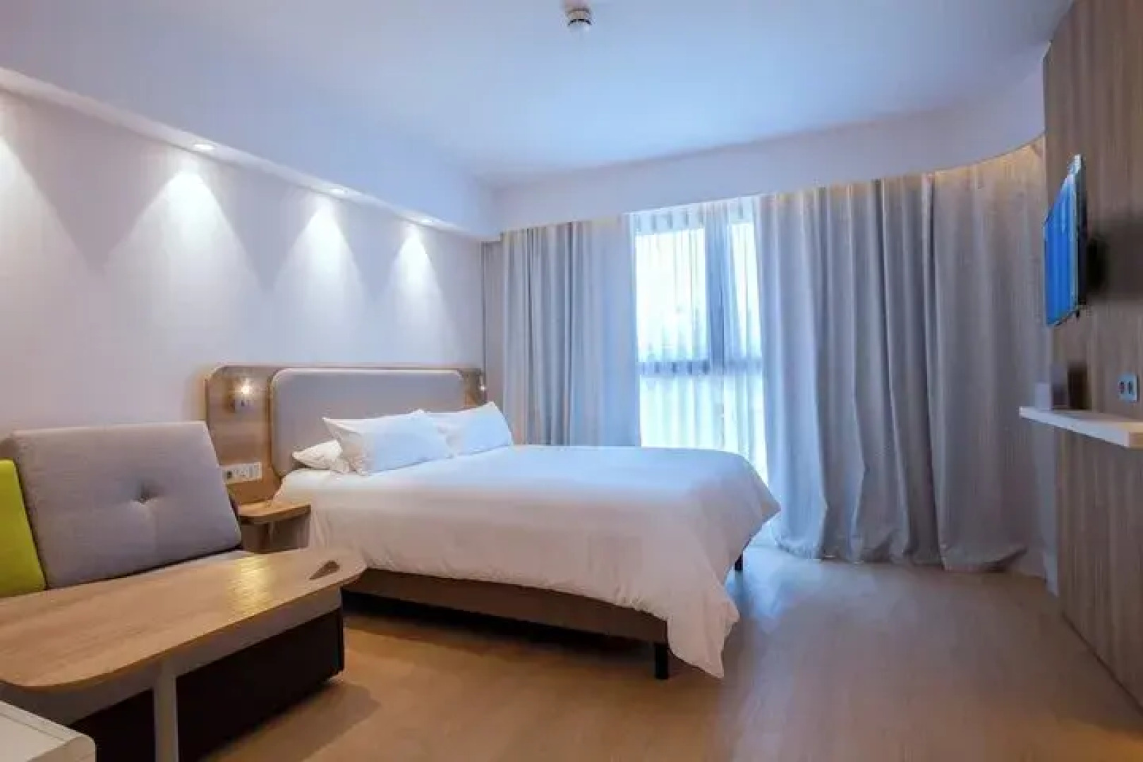 Holiday Inn Express & Suites Barcelona Sabadell by IHG