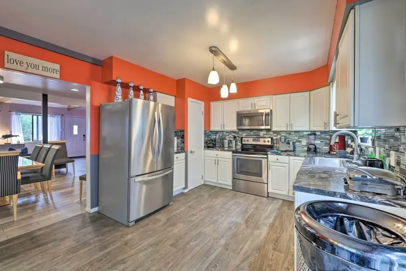 Pocono Mtn Retreat w/ Hot Tub < 11 Mi to Camelback