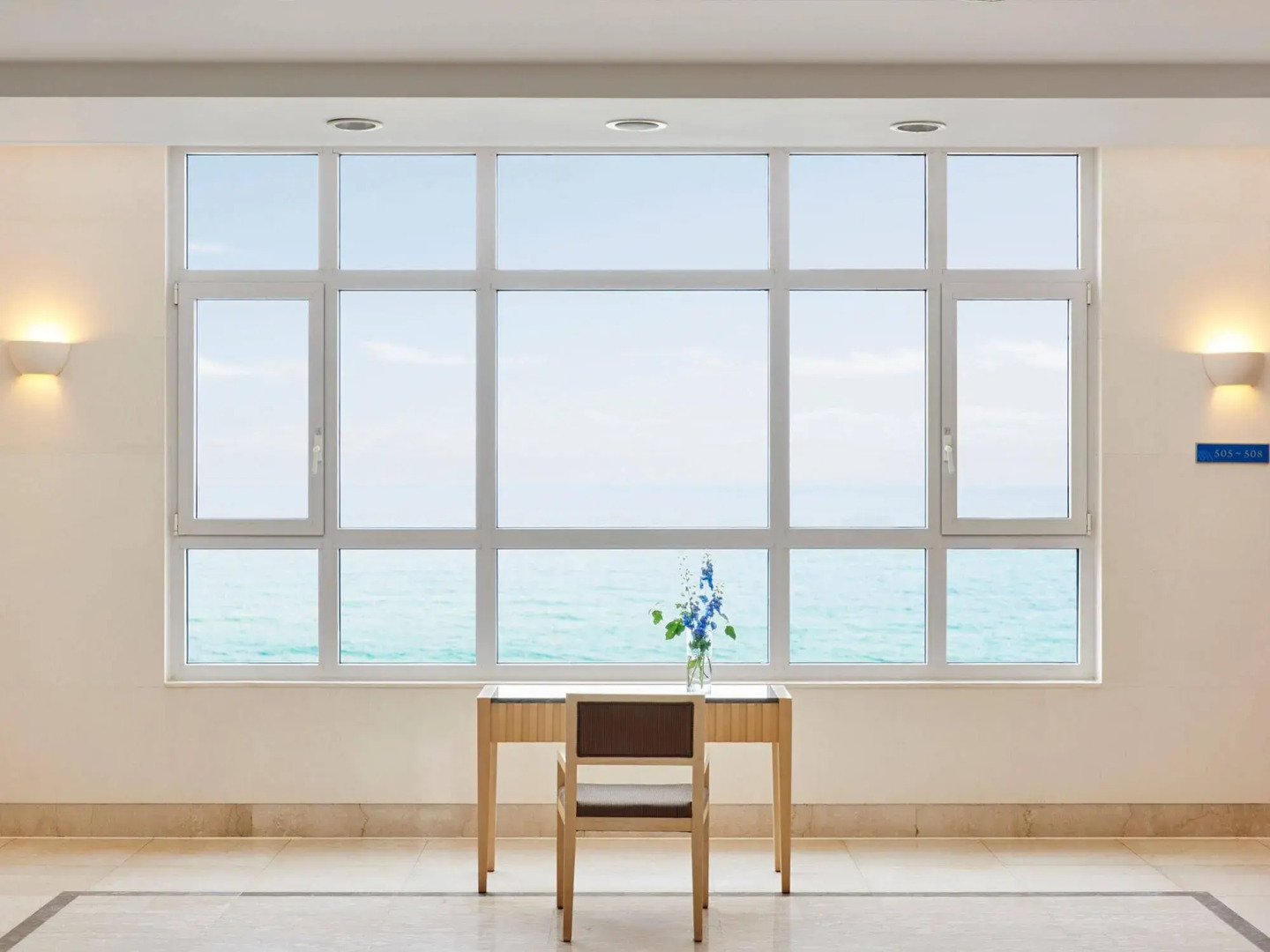 The Suites Hotel Naksan