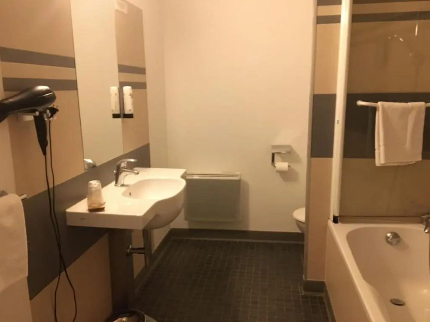 Logis Hôtel De France Pamiers 3 étoiles