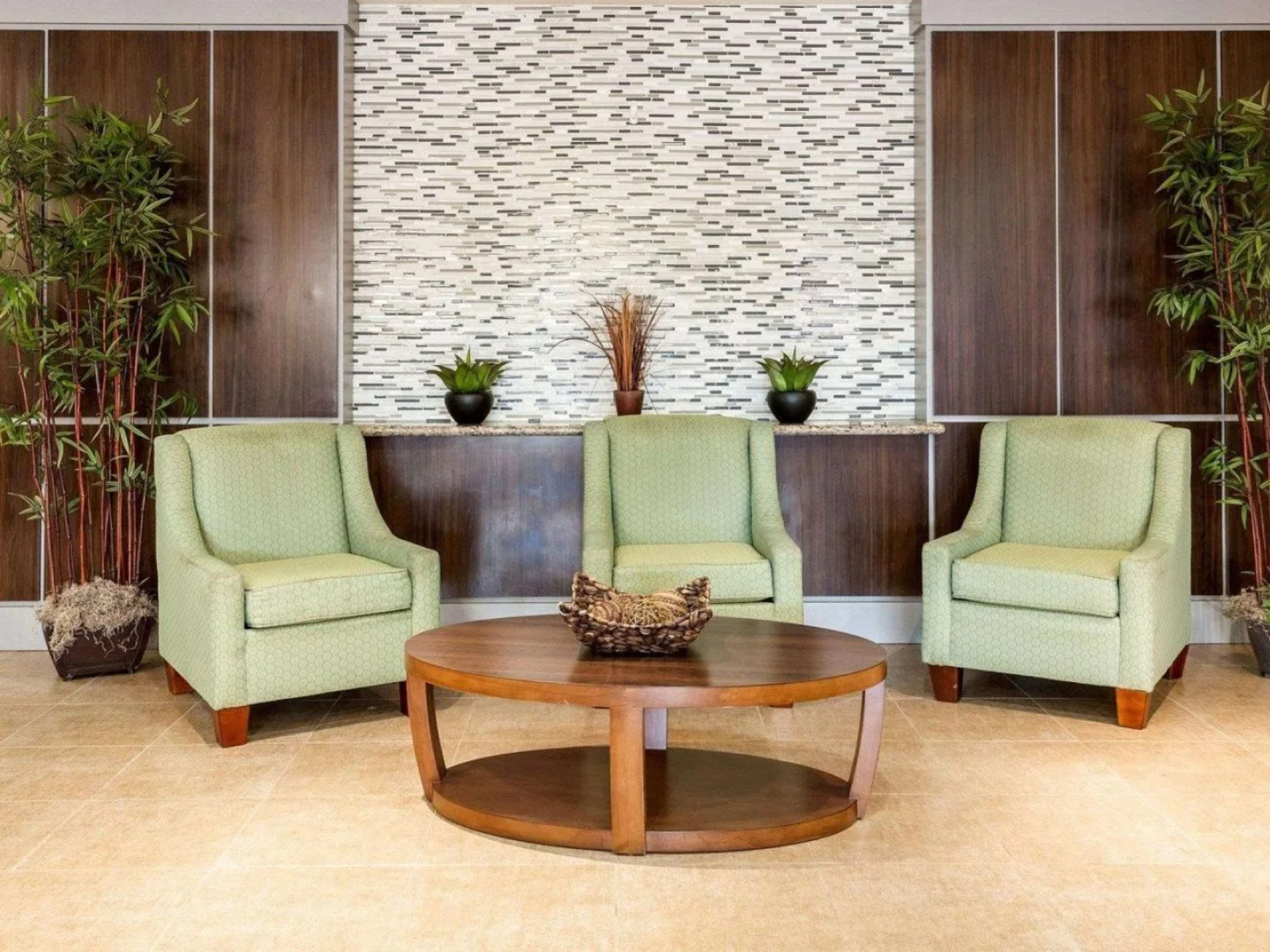 Comfort Suites Oil Center