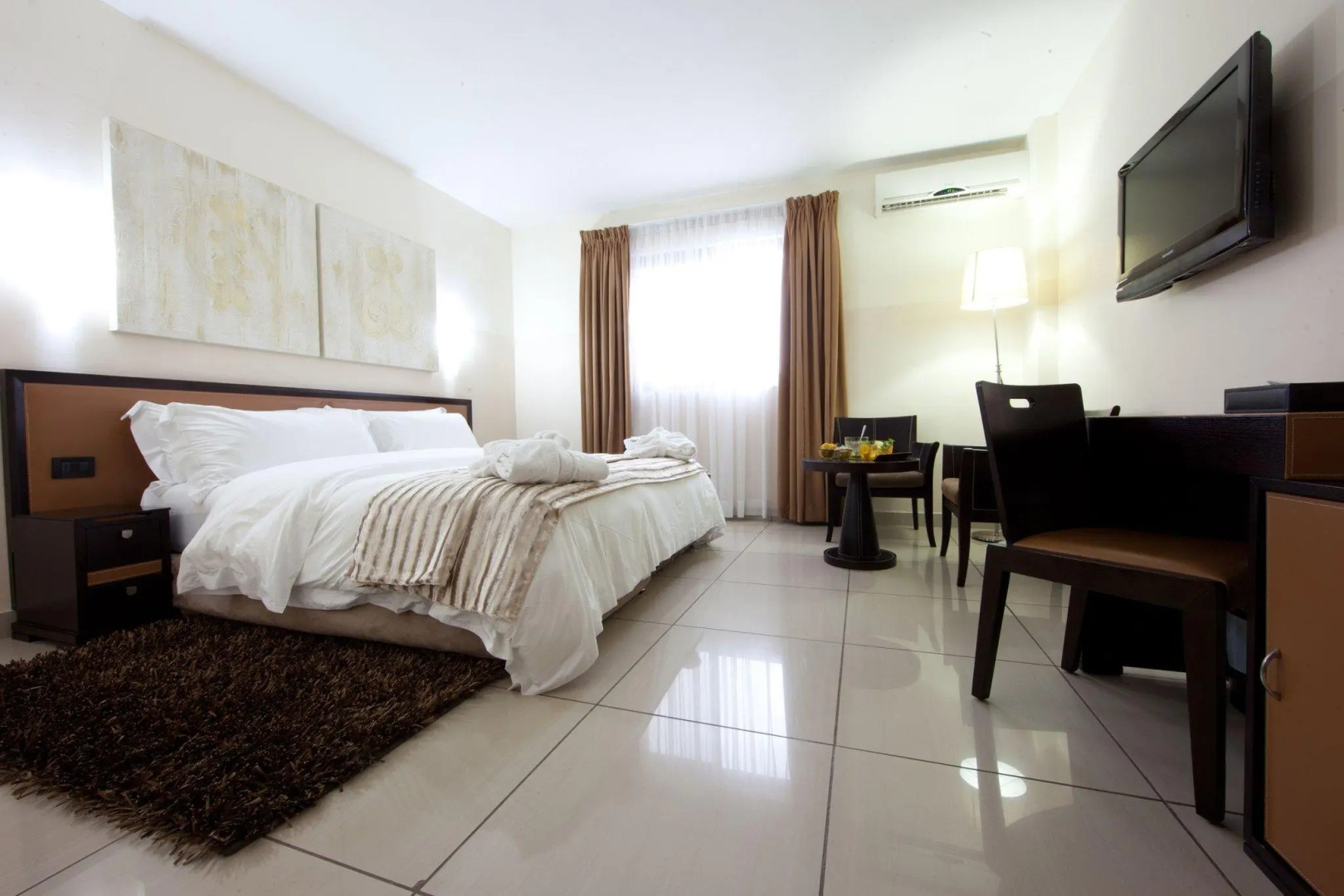 Oak Plaza Hotel - East Legon