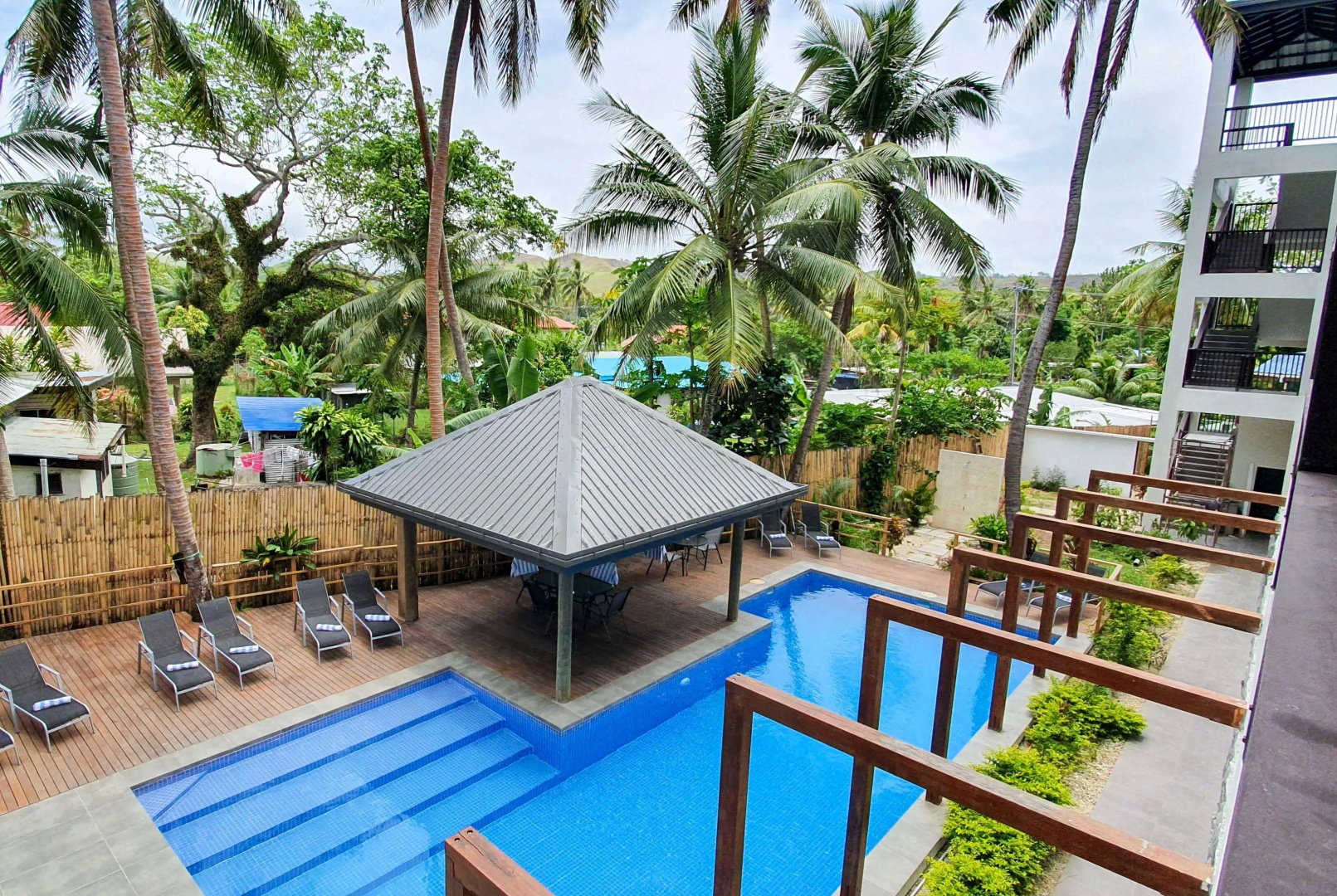 Ramada Suites By Wyndham Seafront Coral Coast