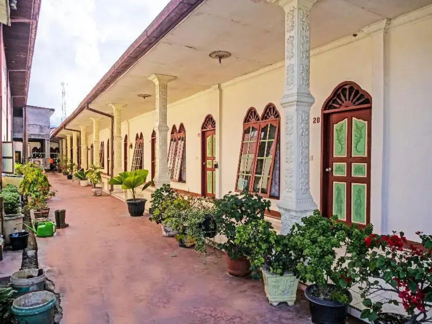 OYO 91061 Hotel Glory Tarutung