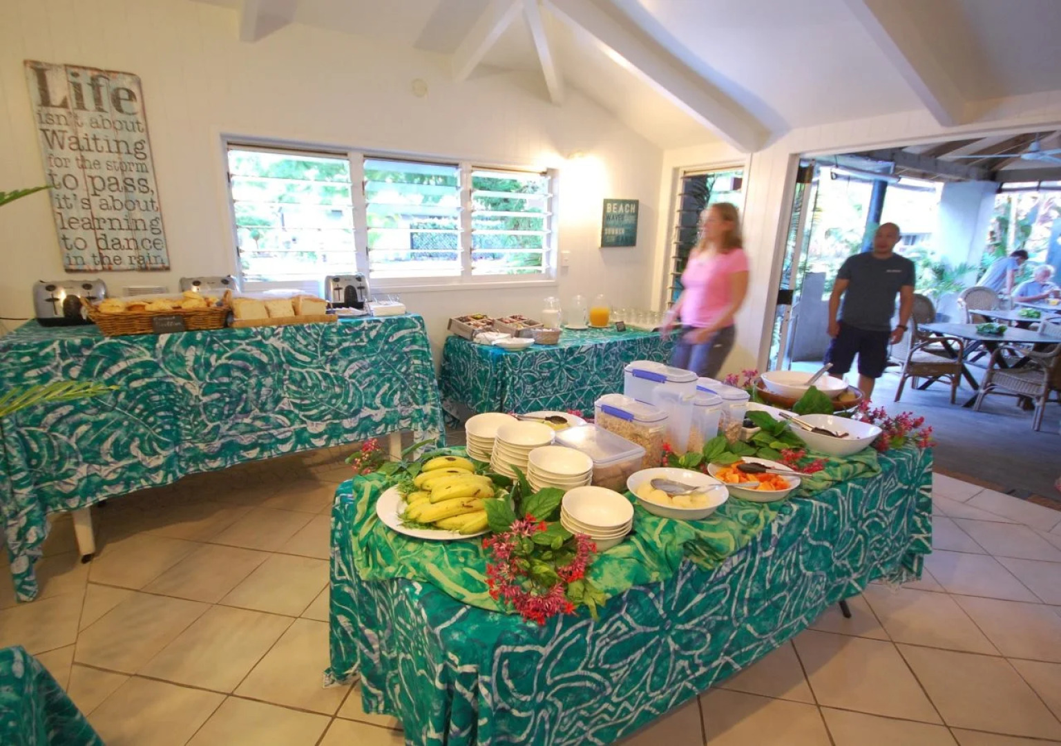 Lagoon Breeze Villas