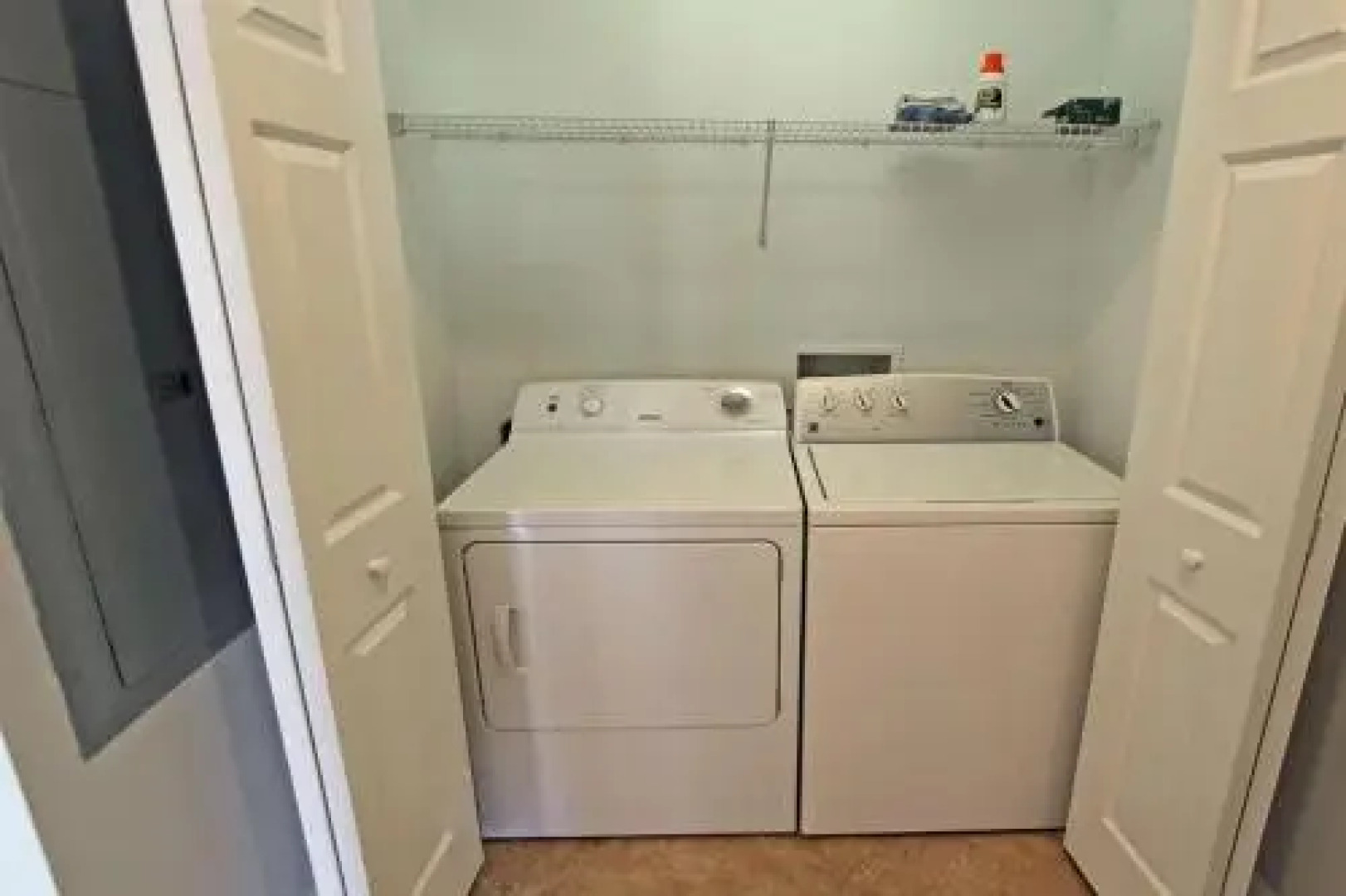 807 Harborview Grande