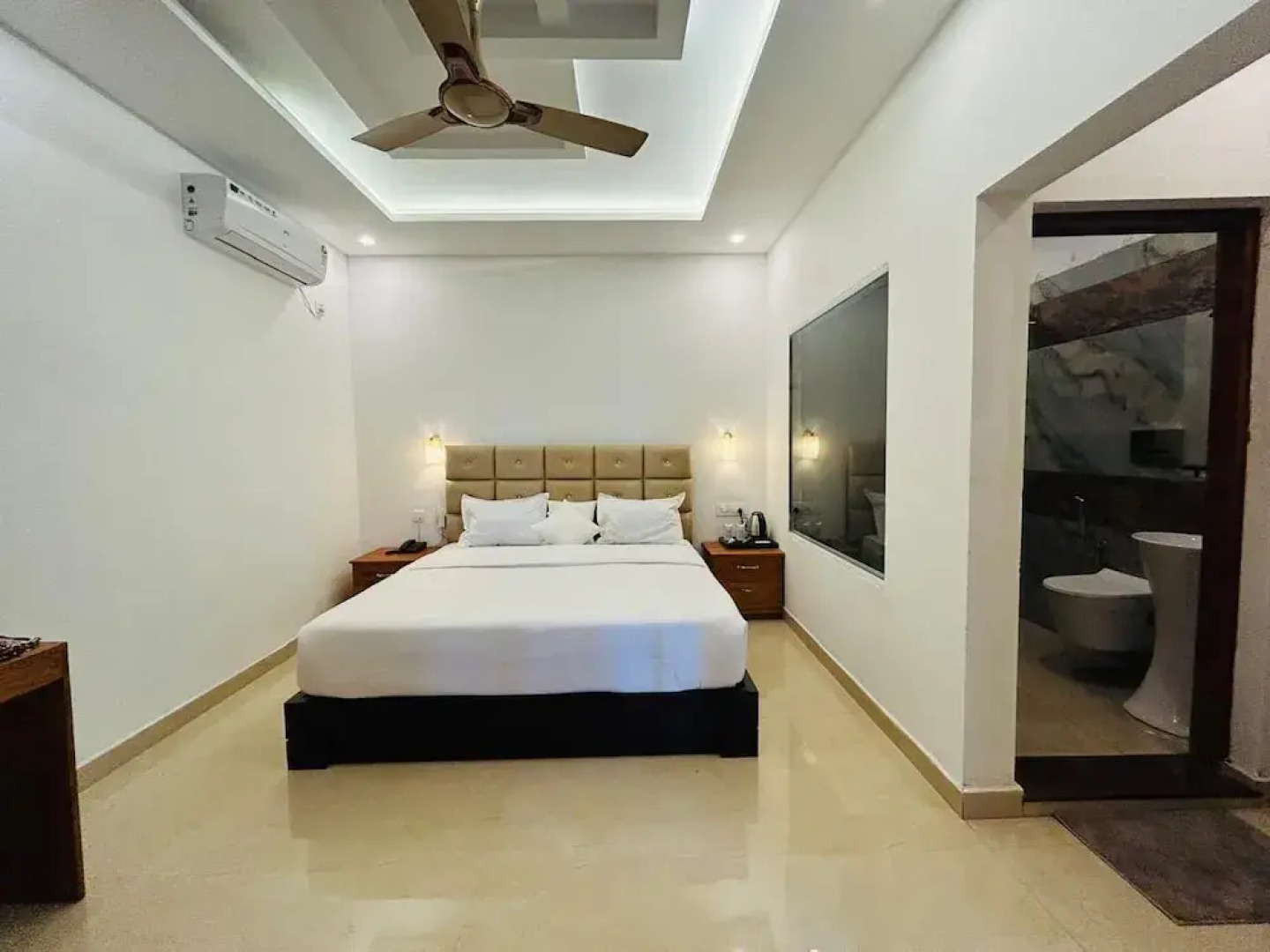 Lavilla Lake Resort And Restaurant