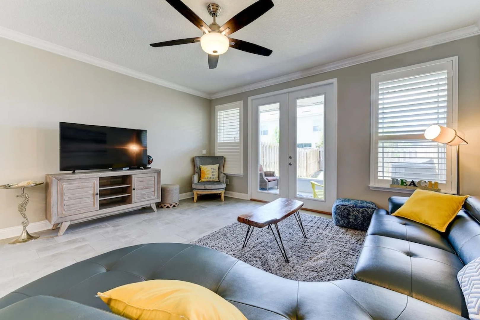 Beachykeen by Vtrips