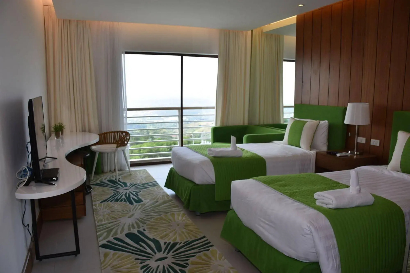 The Leaf at Timberland Heights