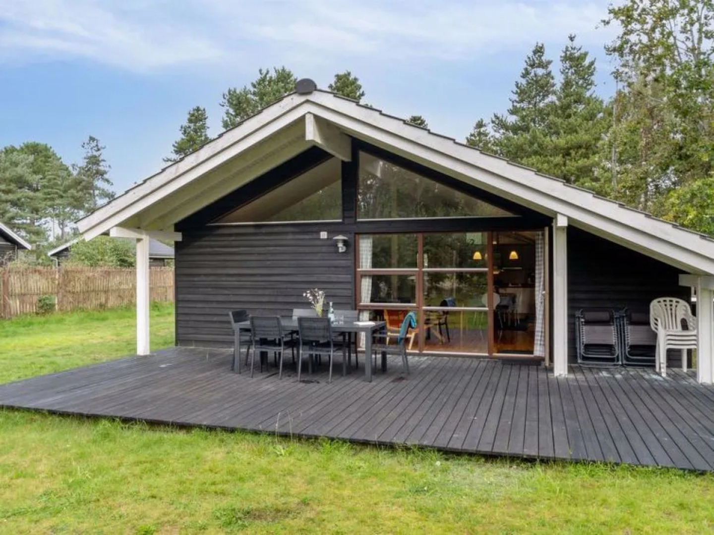 "Wilgrib" - 400m from the sea in Sealand