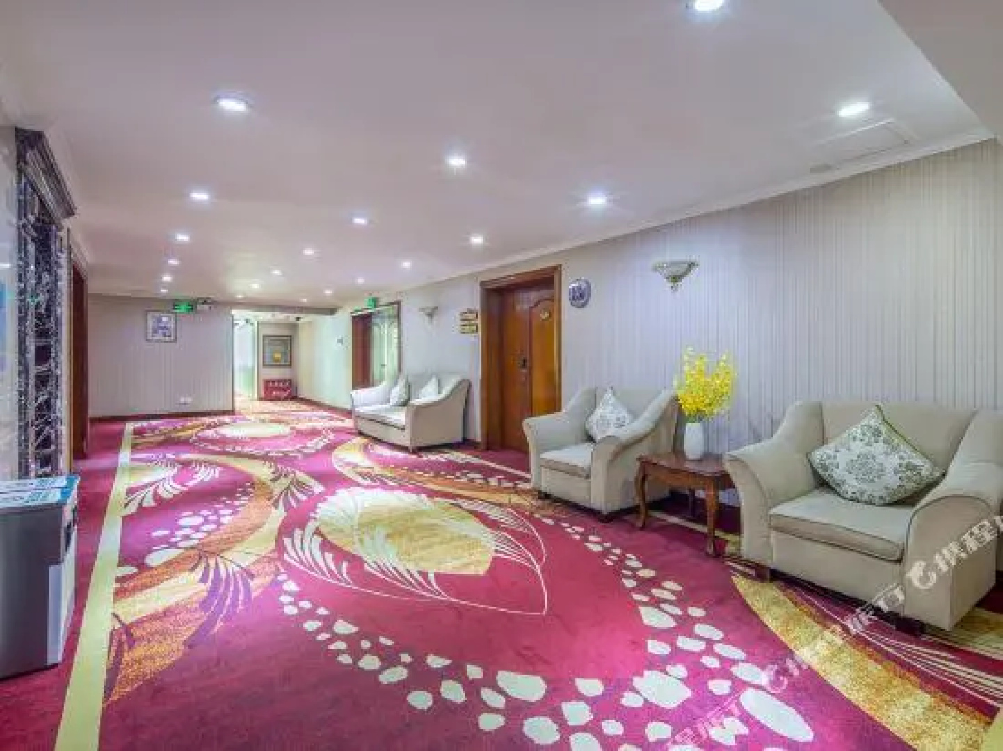 Phoenix Hotel