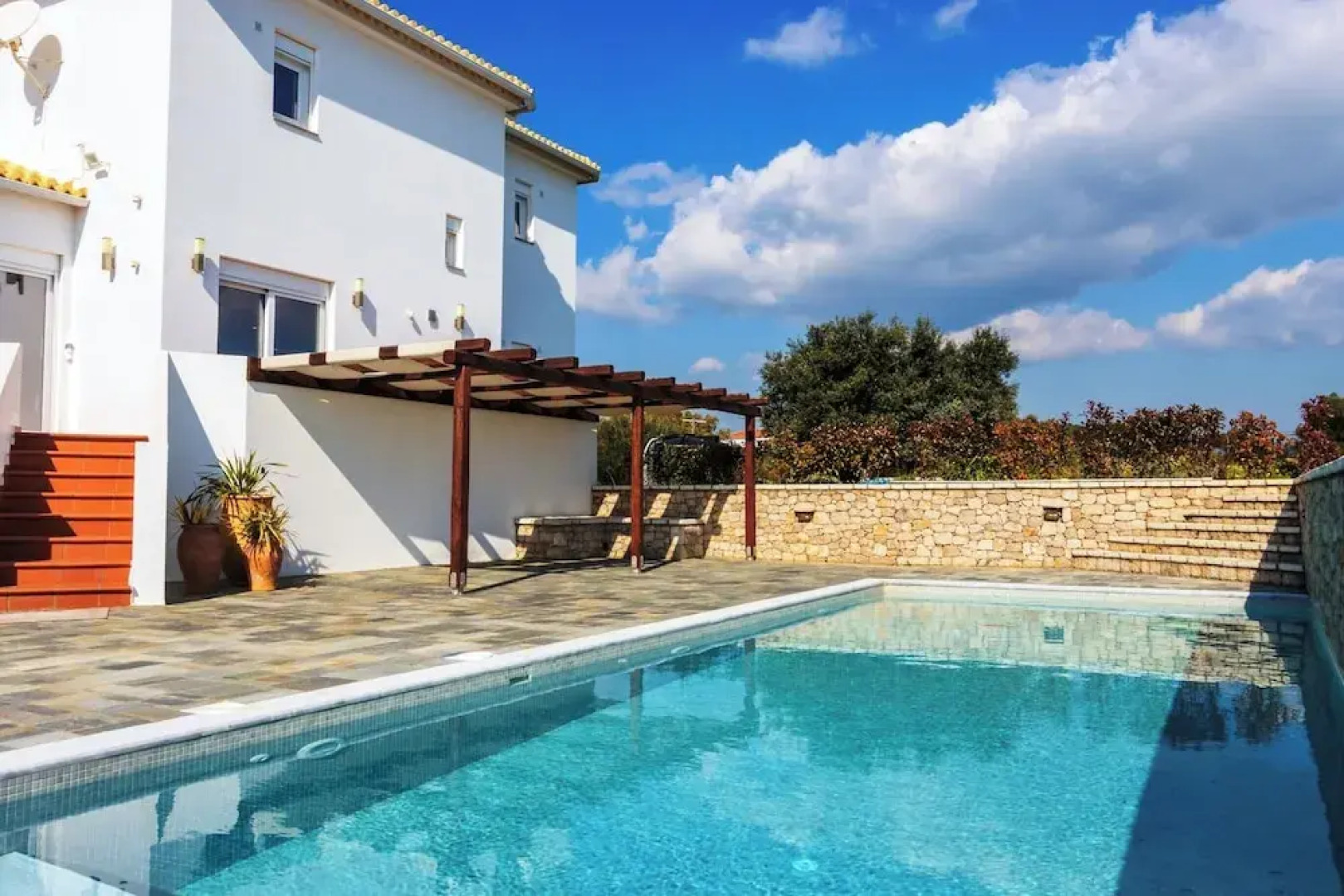 Kbel sea View Villa, Private Pool, Sleeps8, Garden