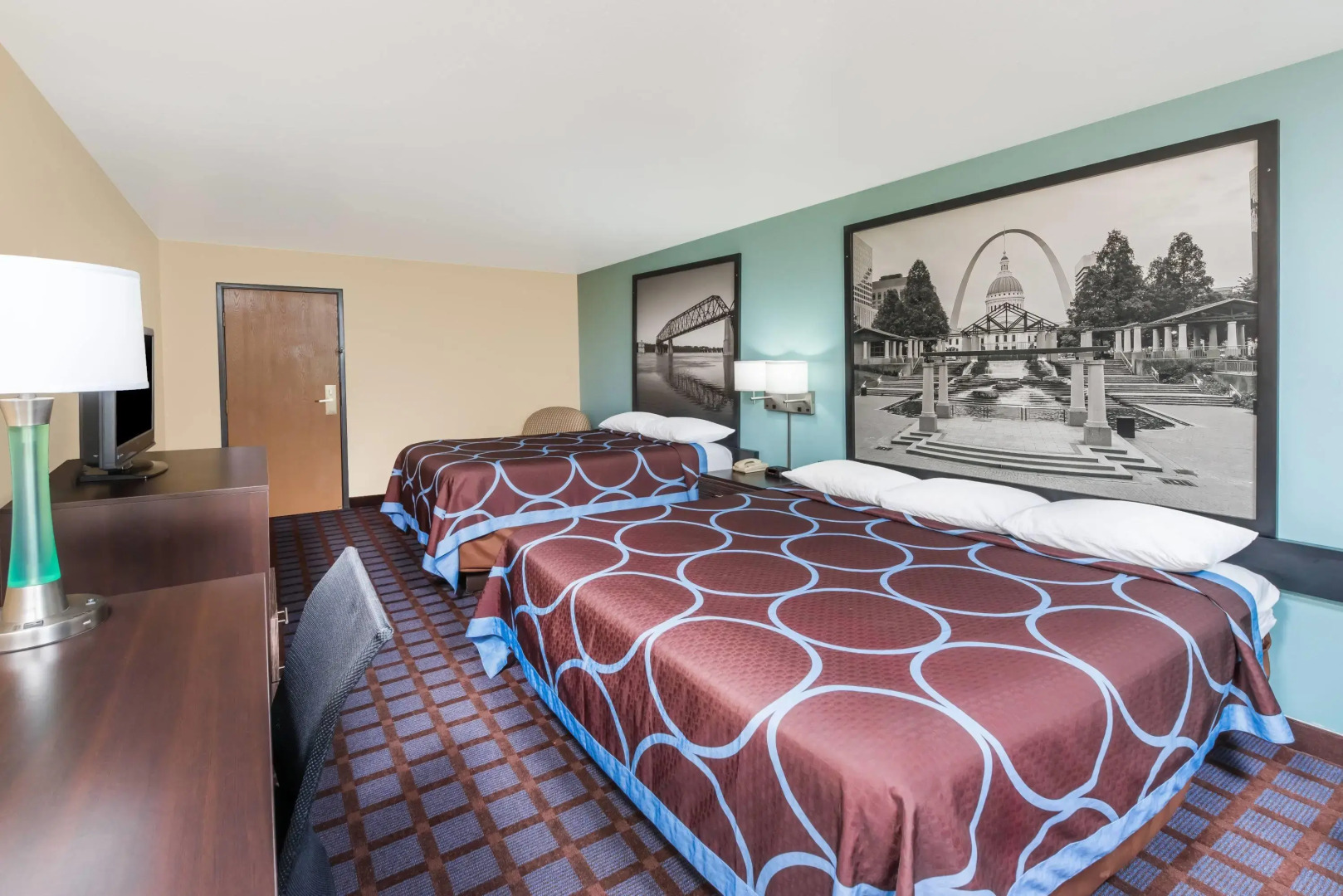 Super 8 by Wyndham Okawville