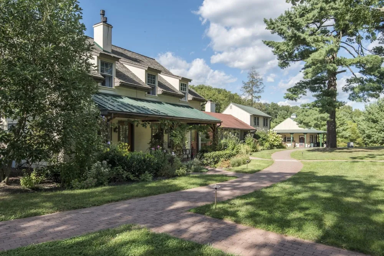 The Inn at Grace Winery