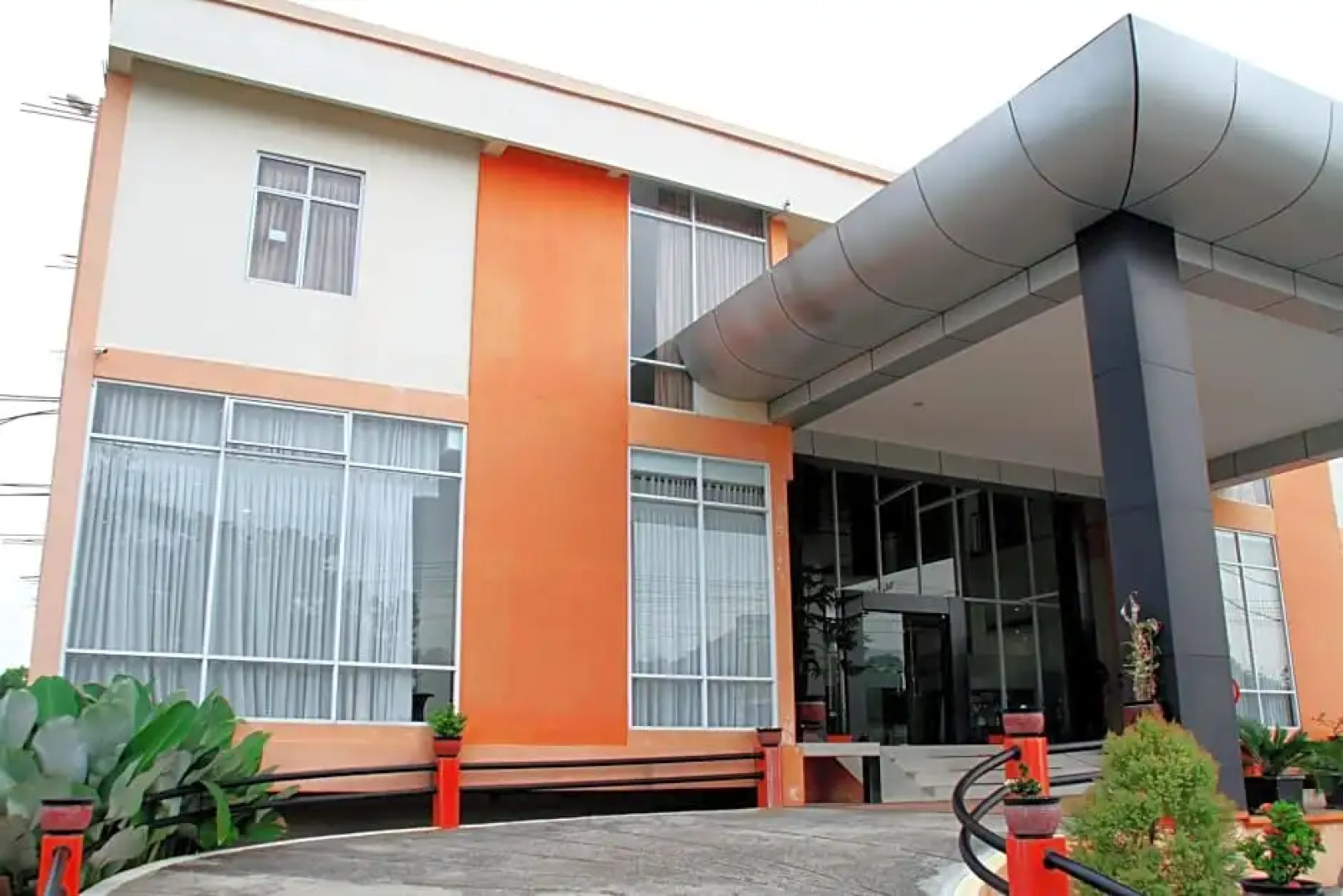 Rafana Syariah Hotel