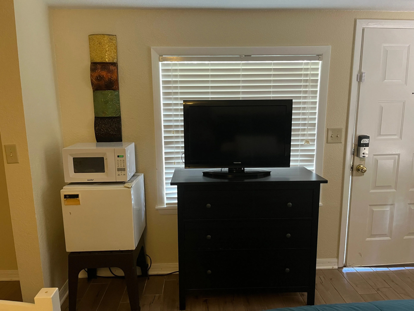 Mar Bay Motel &Suites