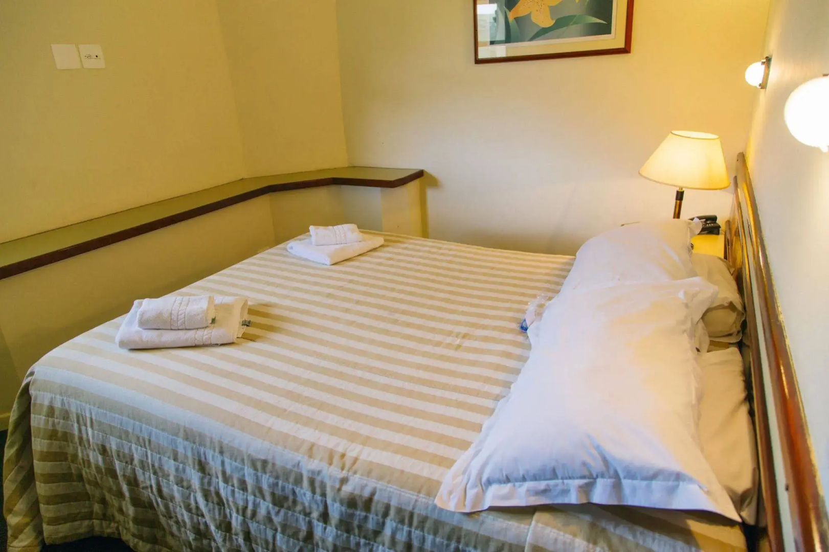 Plaza Inn Week Inn