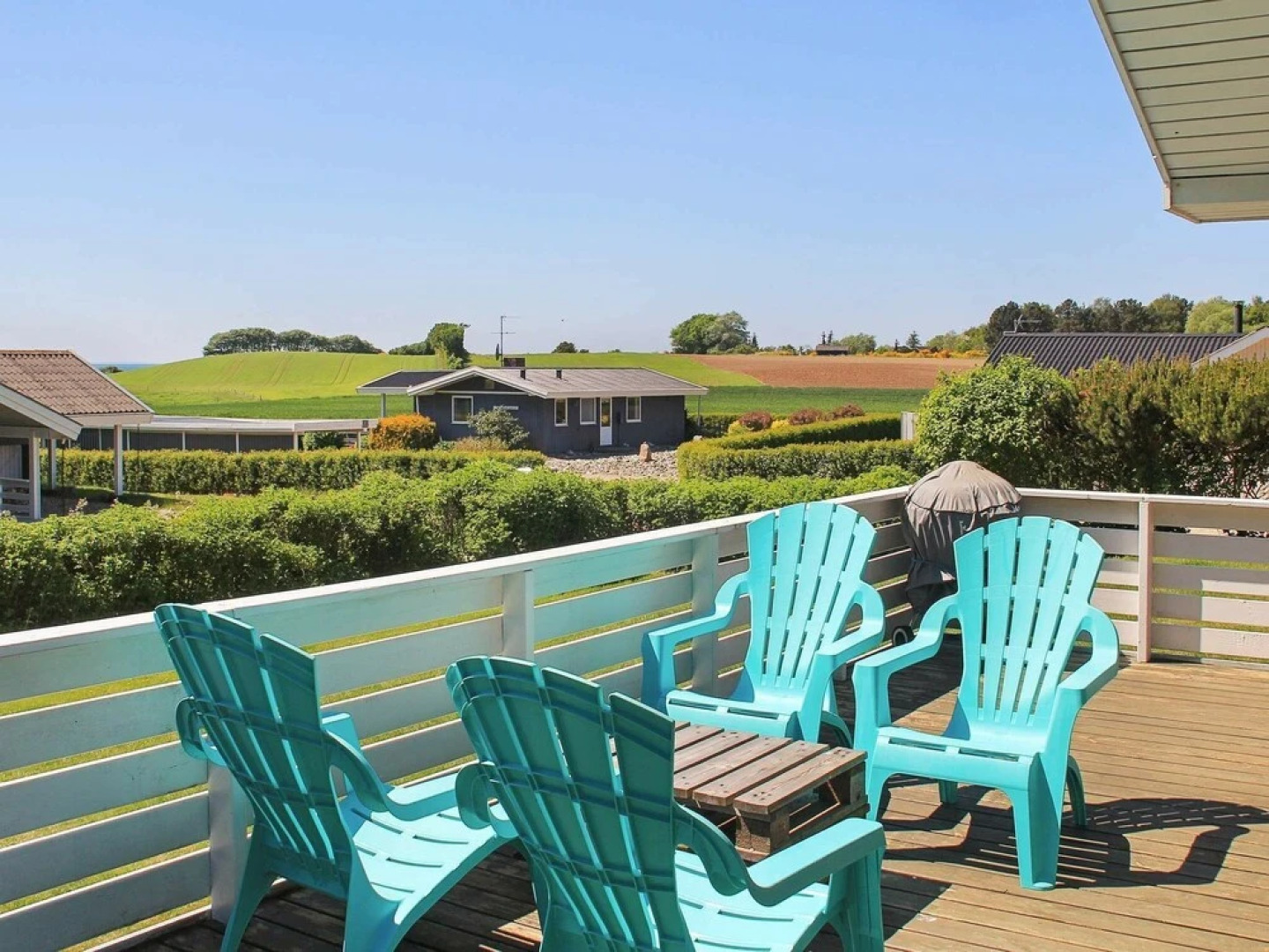 Luxurious Holiday Home in Millinge With Roofed Terrace