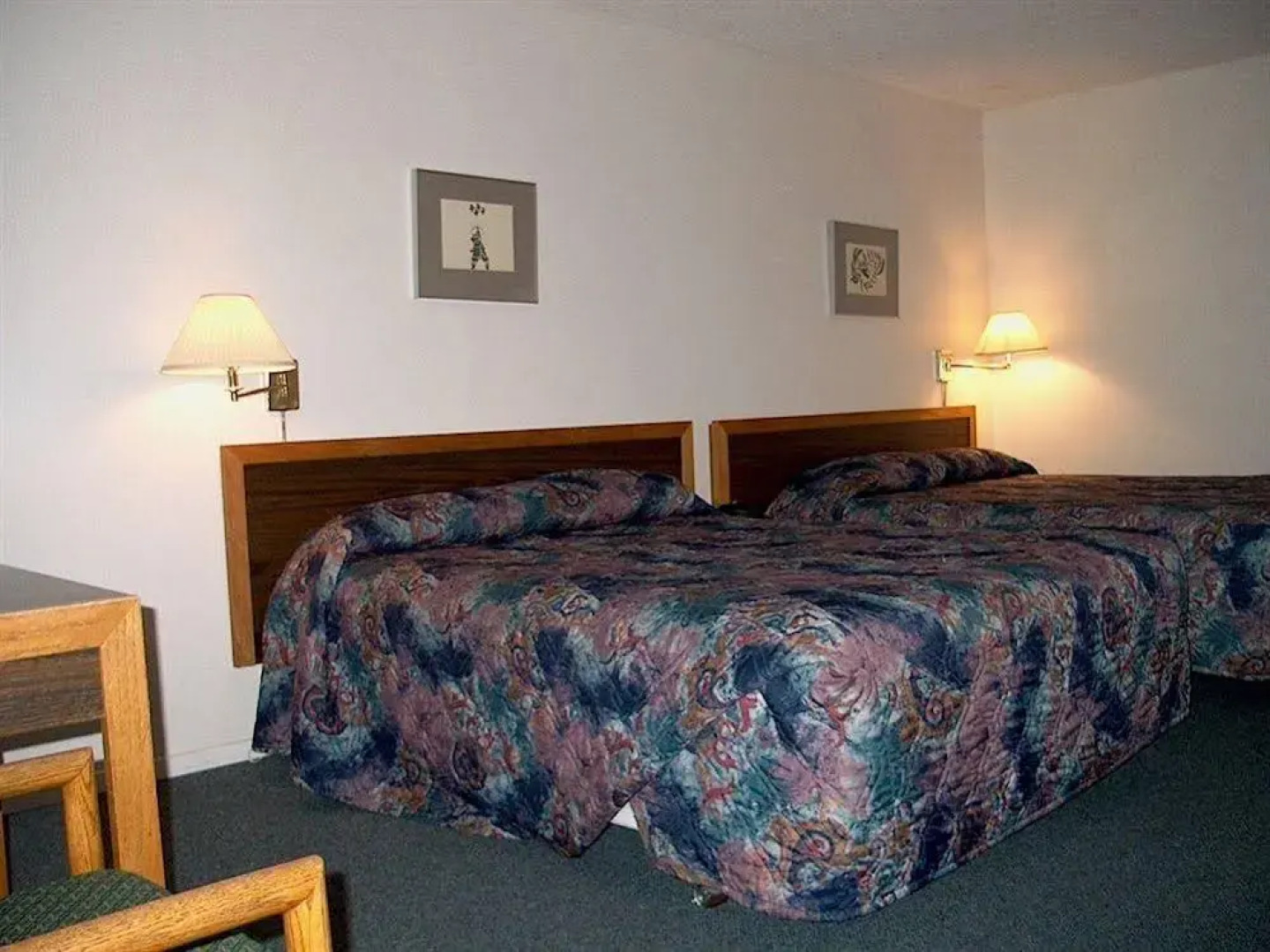 Comox Valley Inn & Suites
