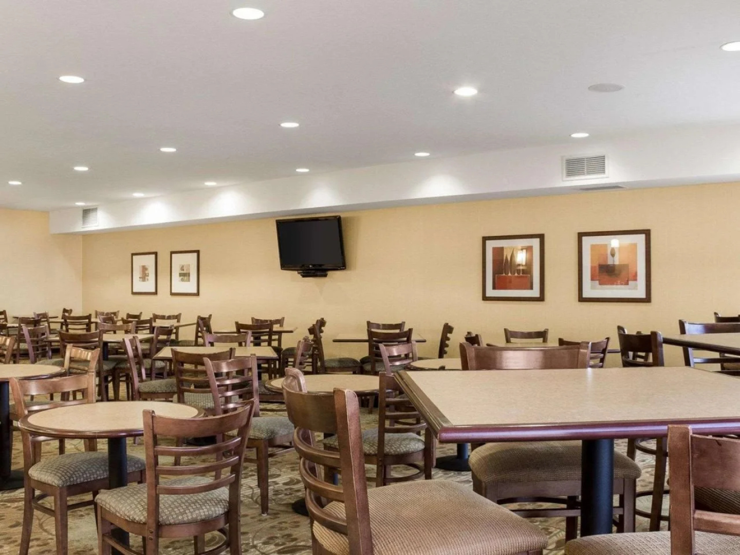 Comfort Suites Conference Center Rapid City