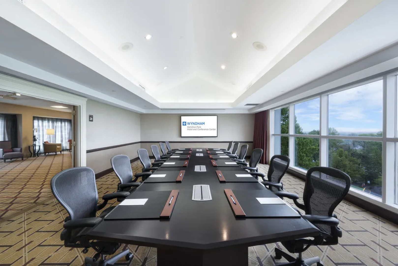 Wyndham Hamilton Park Hotel and Conference Center