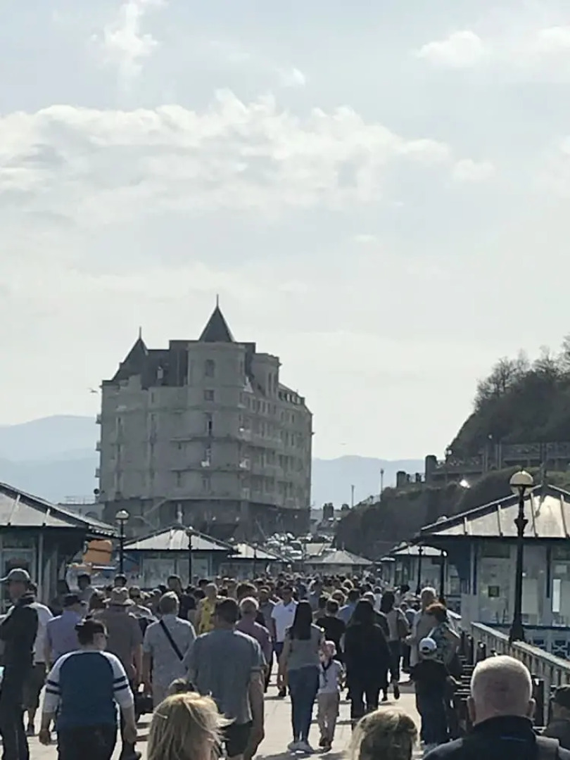 The New Alexandra Hotel