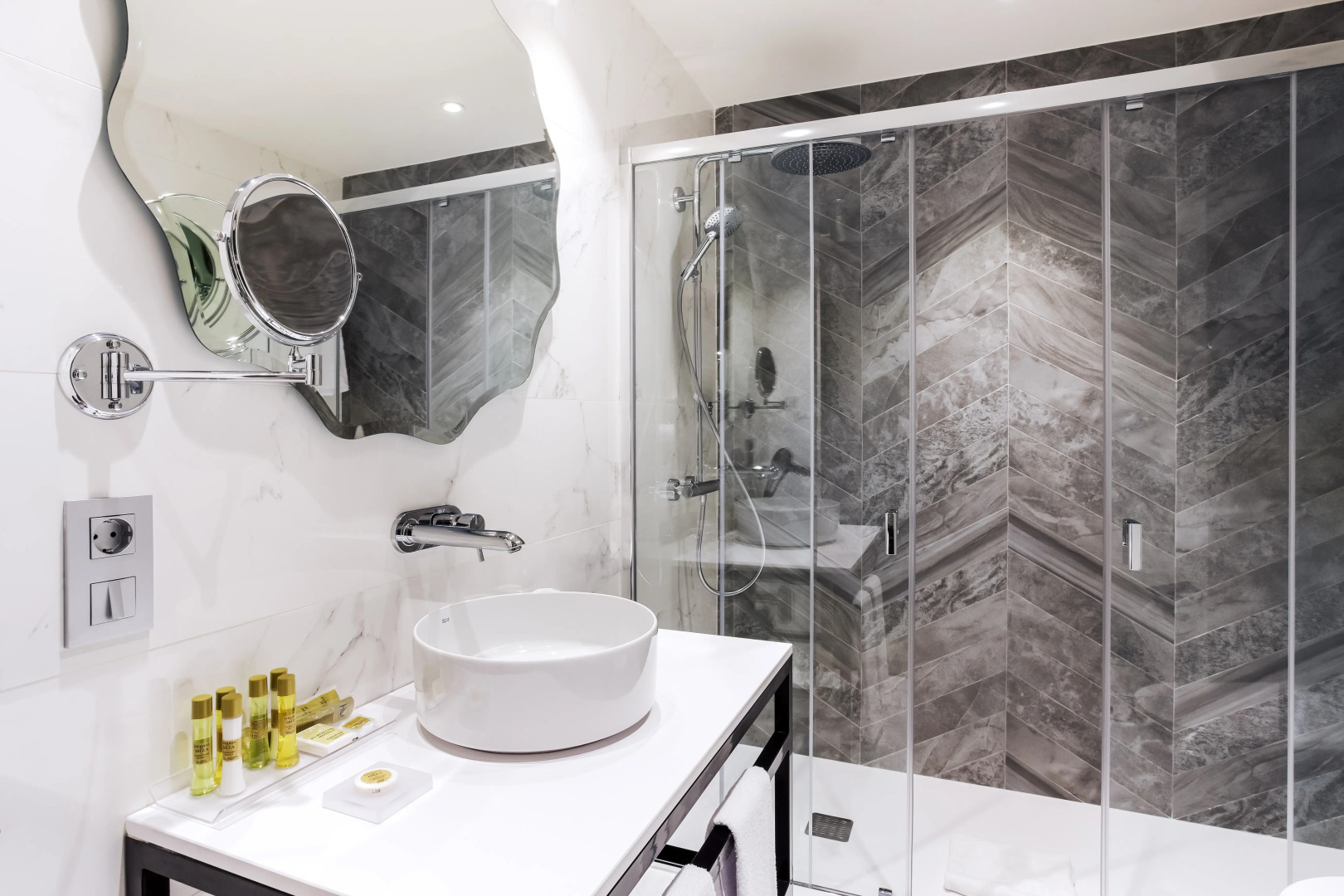 Eurostars Puerta Real Hotel