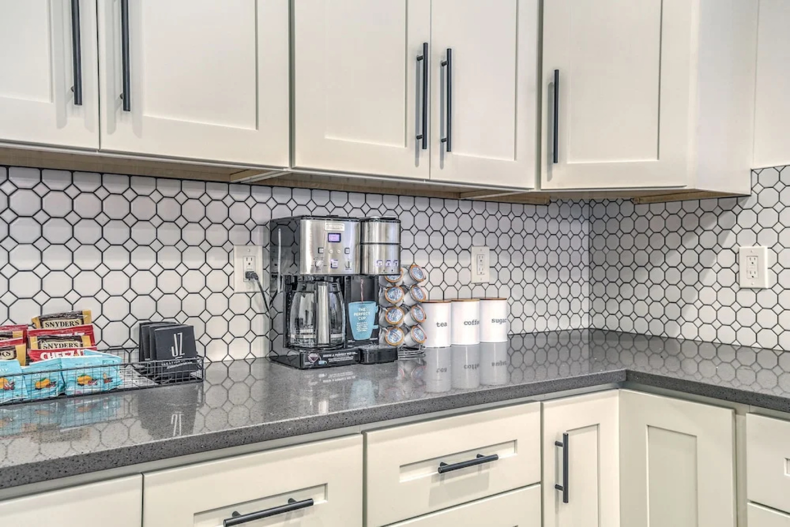 Expansive Downtown Home | JZ Vacation Rentals