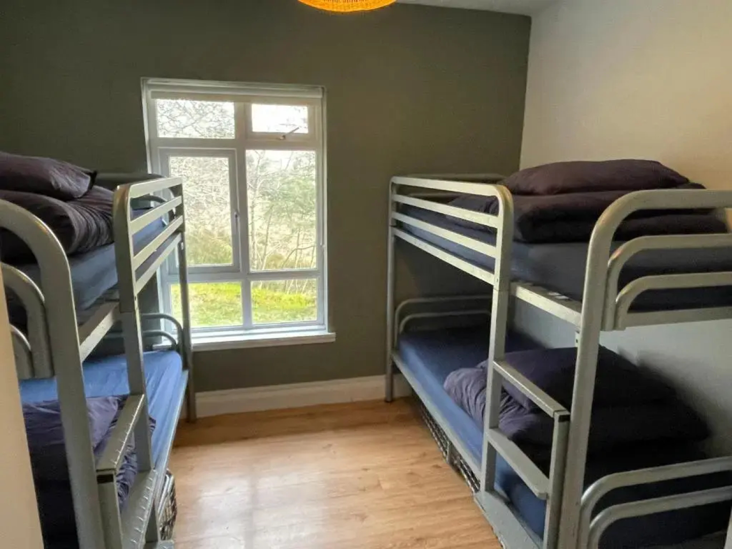 Ben Lettery Connemara Hostel