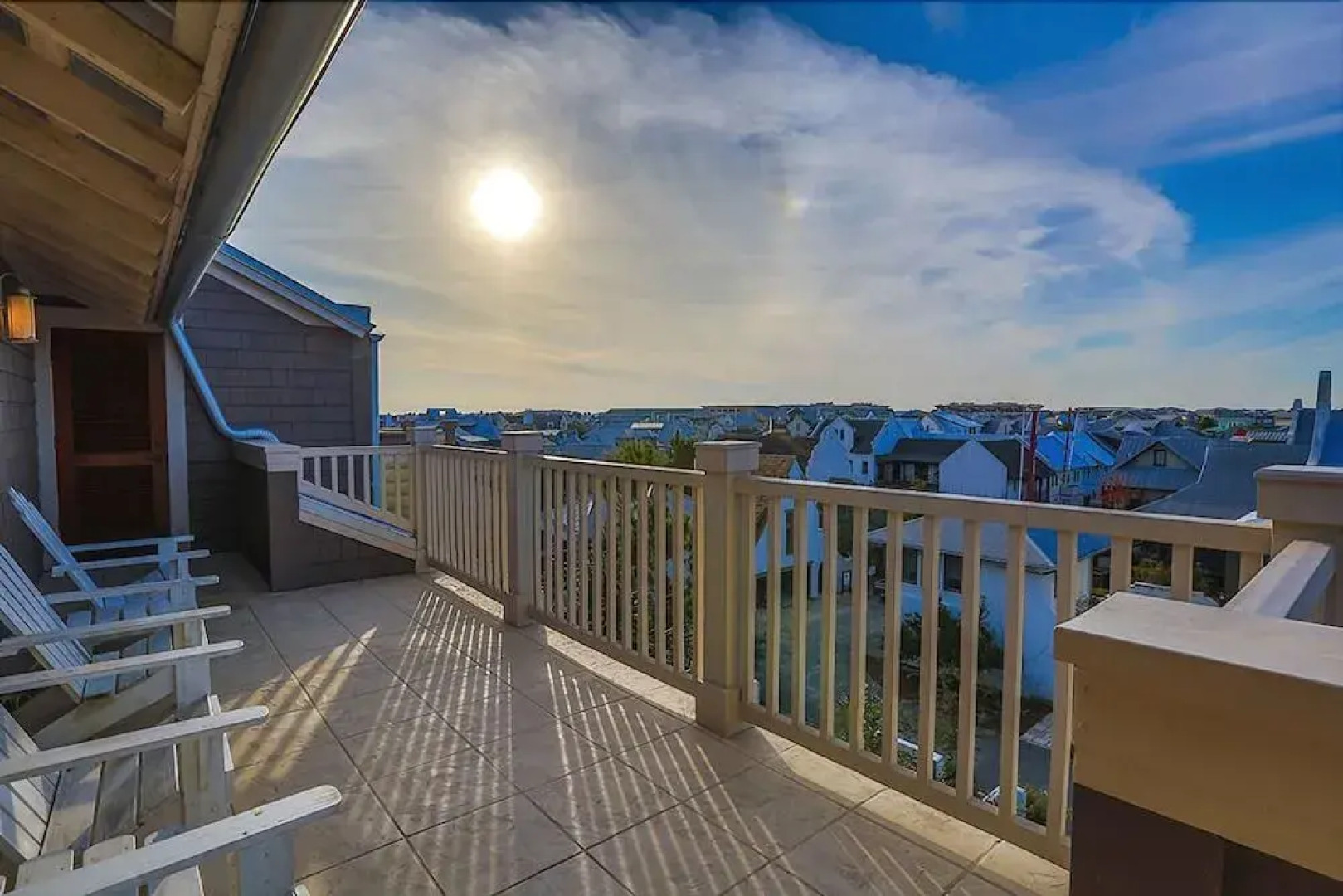 SIMMONS TOWNHOUSE 4 Bedroom Holiday Home by Five Star Properties