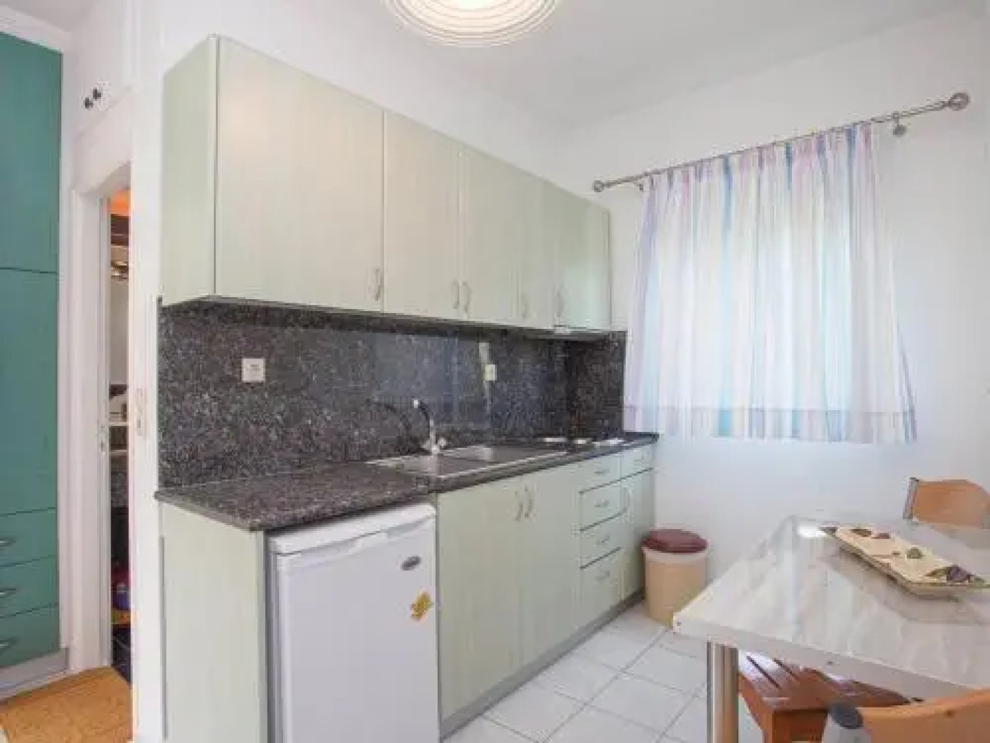 Dimosthenis Apartments