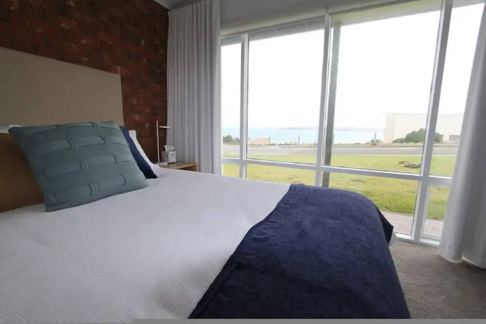 Southern Sands Beachfront Apartment