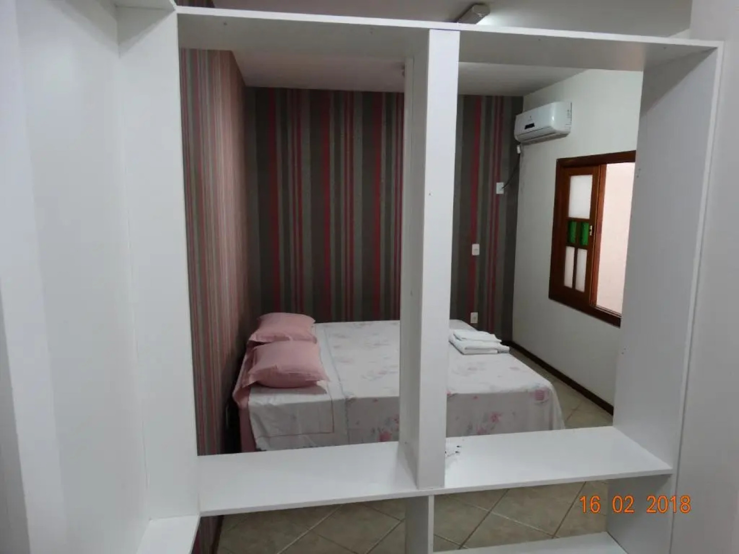 Pousada Casa Verde - quartos individuais - smart tv 32 - e banheiro privativo