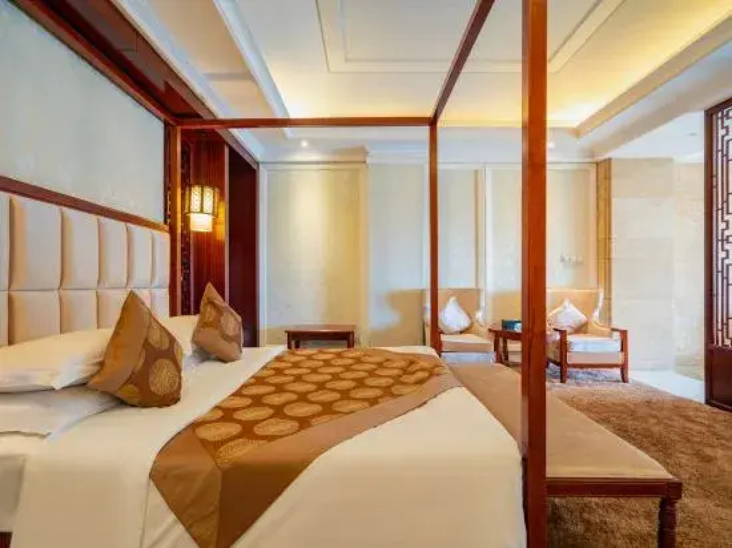 Agate City International Grand Hotel