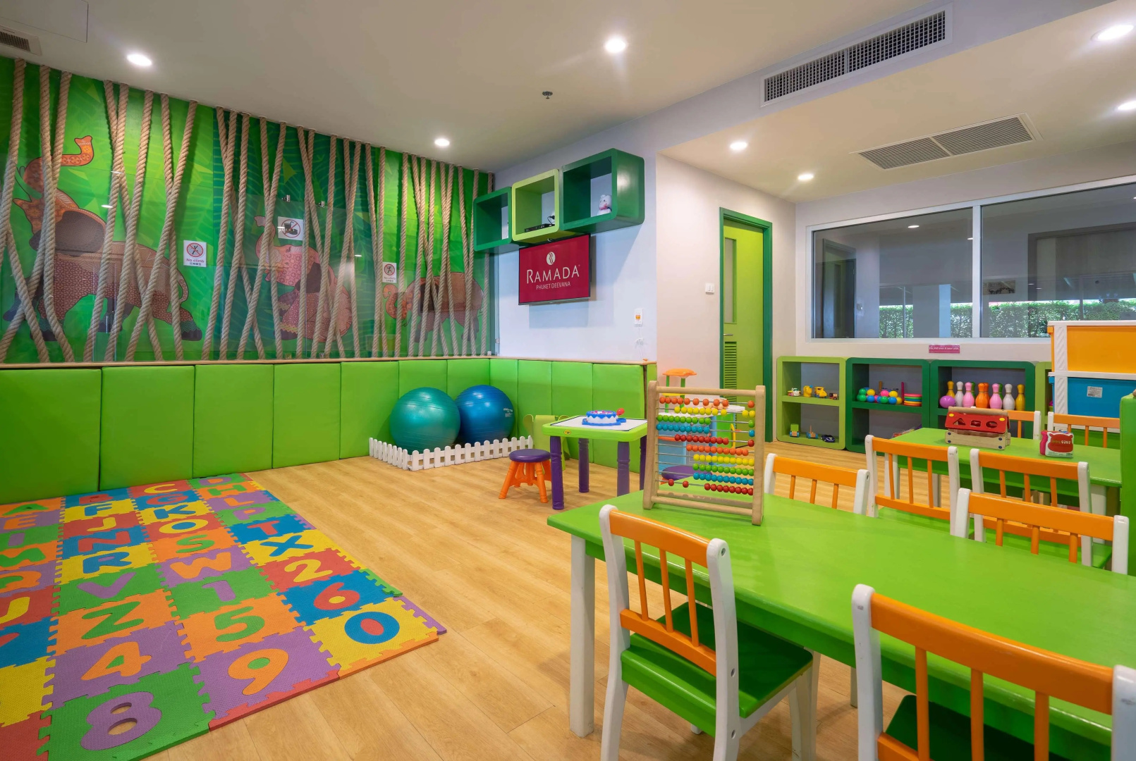 Ramada by Wyndham Phuket Deevana Patong