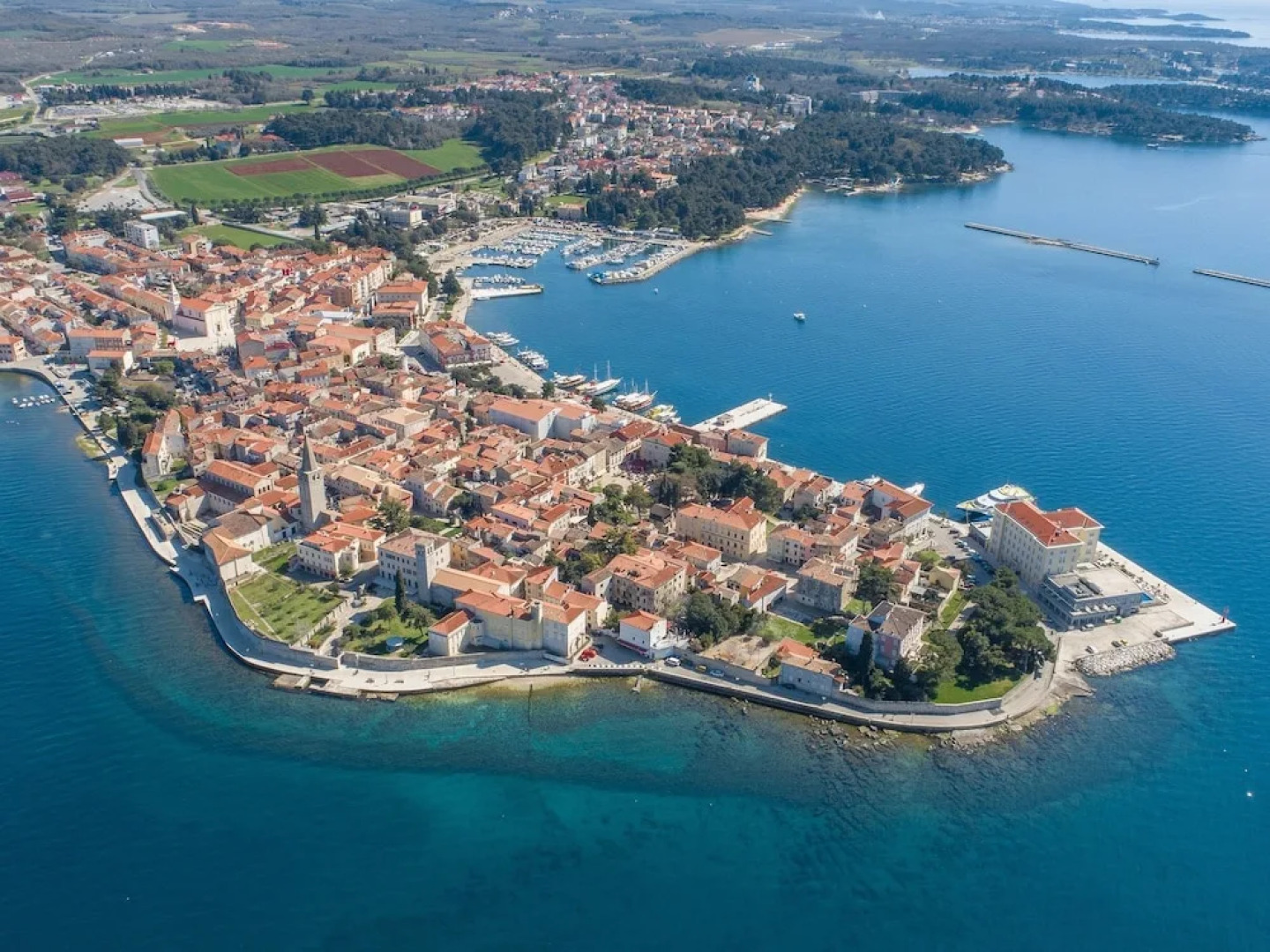 4-bed Villa With Pool in Vabriga