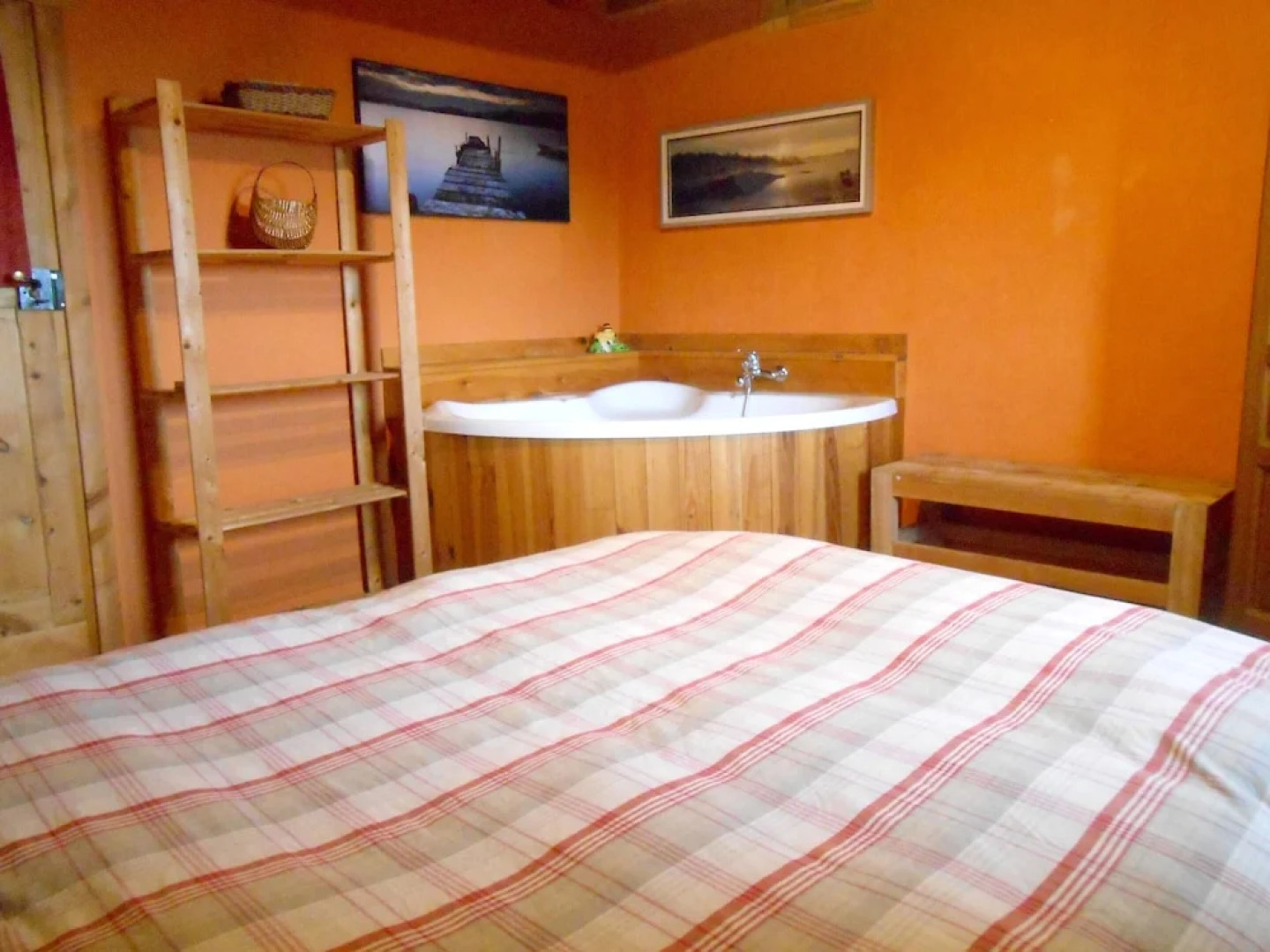 House With 3 Bedrooms in Ayguatebia Talau, With Wonderful Mountain Vie