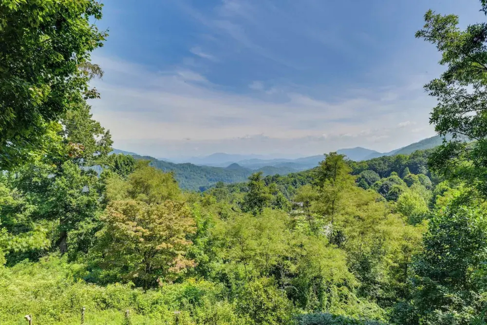 Pet-friendly Waynesville Retreat w/ Hot Tub!